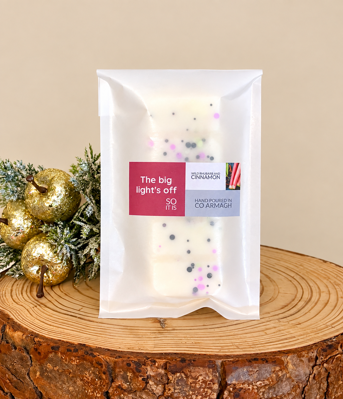 NEW! ‘The big light’s aff so it is’ Wild Rhubarb and Cinnamon 50g Wax Melt