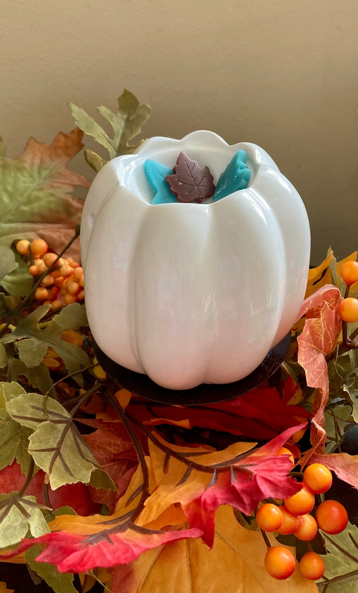 White, Autumn Pumpkin Wax Melter